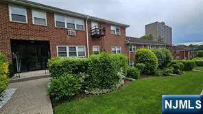 1628 Valley ST #2C, Fort Lee, NJ 07024