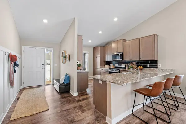 1330 Freedom LN, Delano, MN 55328