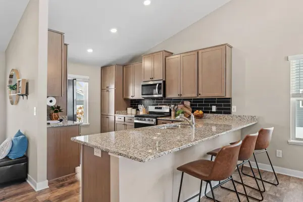 1330 Freedom LN, Delano, MN 55328