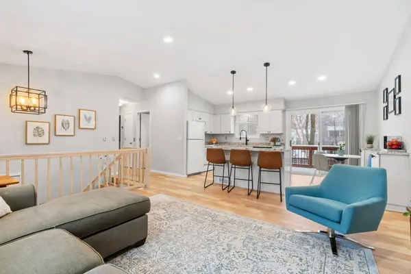 16500 The Strand, Minnetonka, MN 55345