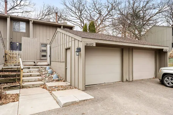 16102 18th PL N, Plymouth, MN 55447