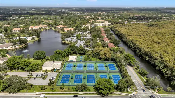 2737 NW 42nd AVE #2737, Coconut Creek, FL 33066