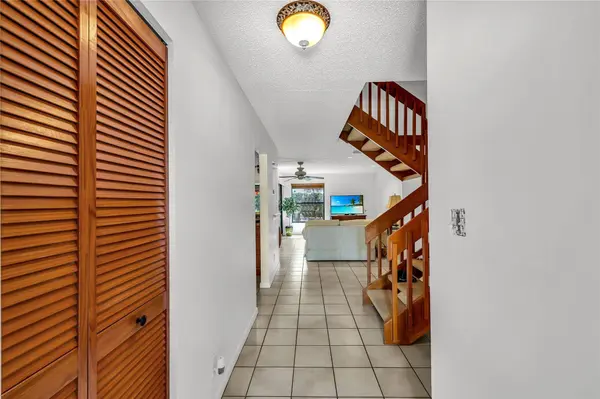 2737 NW 42nd AVE #2737, Coconut Creek, FL 33066