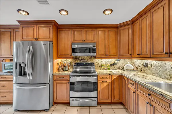 2737 NW 42nd AVE #2737, Coconut Creek, FL 33066