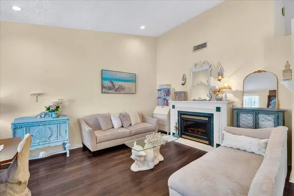 18293 Fresh Lake WAY, Boca Raton, FL 33498