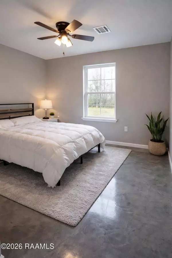 Breaux Bridge, LA 70517-7532,1150 Madeline Hts