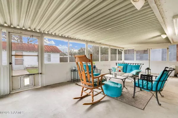 Crowley, LA 70526-6320,825 S Eastern Ave