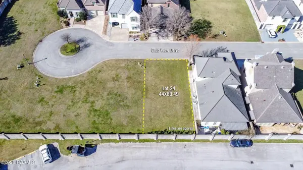 135 Club View DR, Lafayette, LA 70503