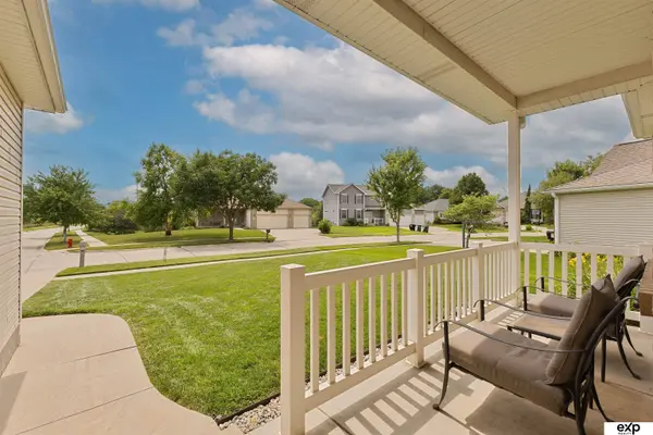 6530 Blackstone Road, Lincoln, NE 68526