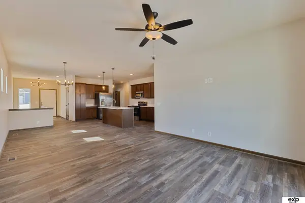 8105 S 177th Street, Omaha, NE 68136