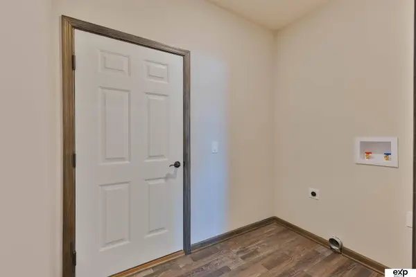 8105 S 177th Street, Omaha, NE 68136