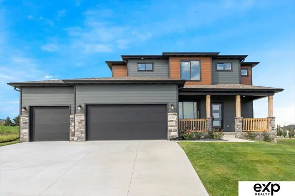 10320 S 33rd ST, Roca, NE 68430