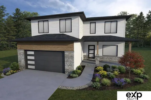 13114 S 52nd ST, Bellevue, NE 68133