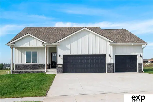 3311 Abbotsford LN
