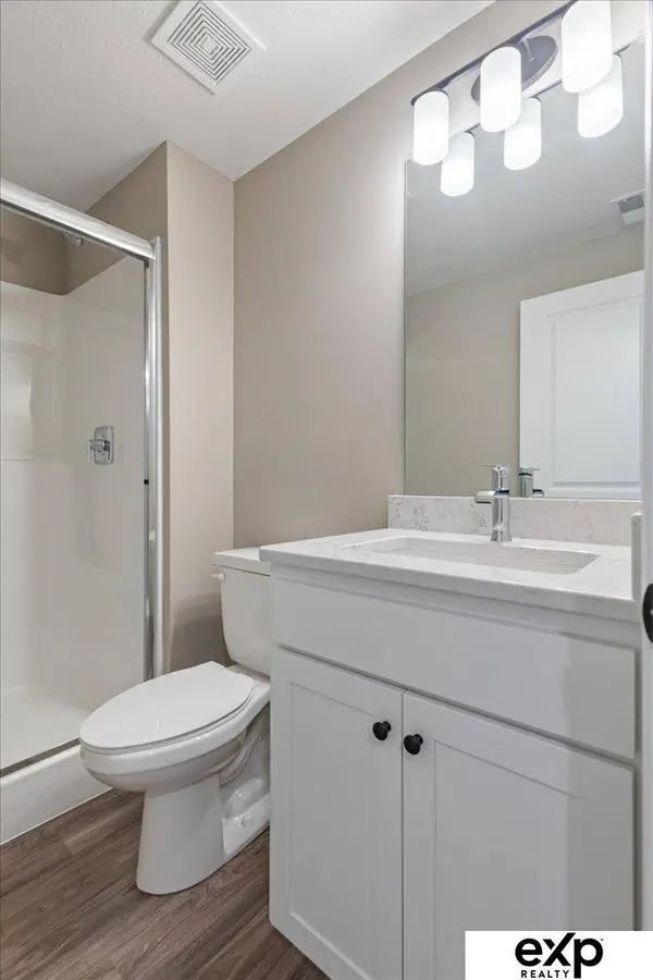 8210 S 178 ST, Omaha, NE 68136