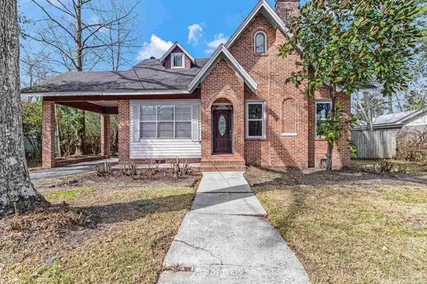 817 Douglas Ave, Brewton, AL 36426