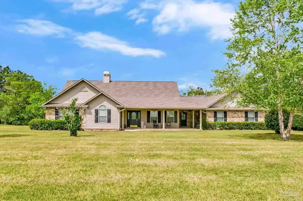 6871 Angus Ln, Molino, FL 32577