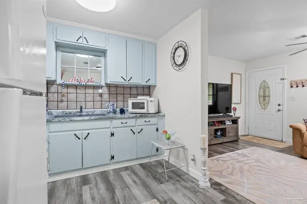 3180 Gene Fleming Rd, Munson, FL 32570