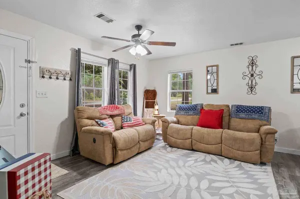 3180 Gene Fleming Rd, Munson, FL 32570