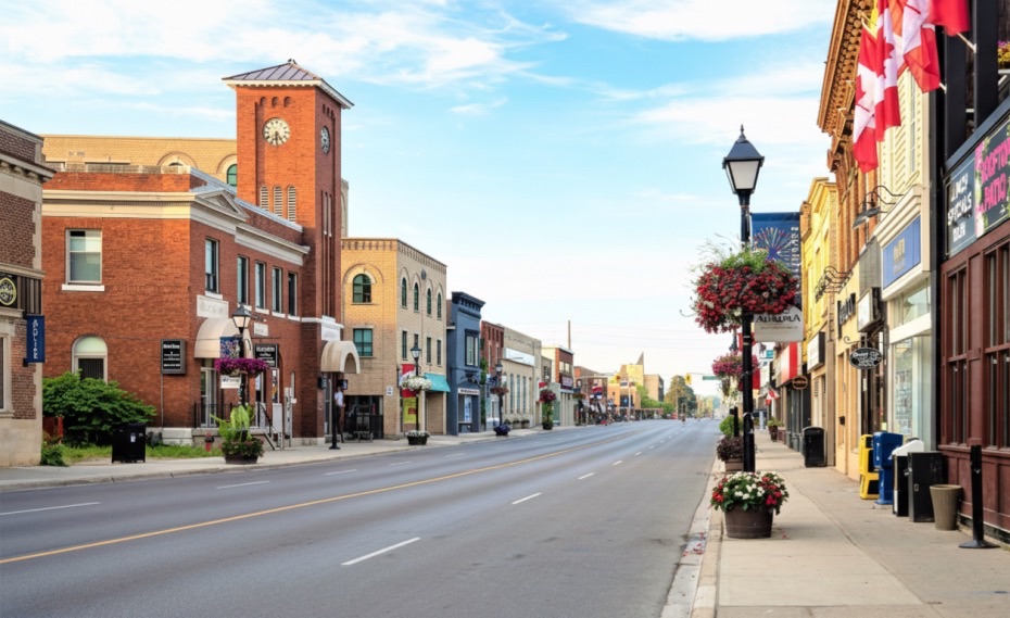 Aurora Ontario Main Street representing Aurora Village lifestyle and real estate