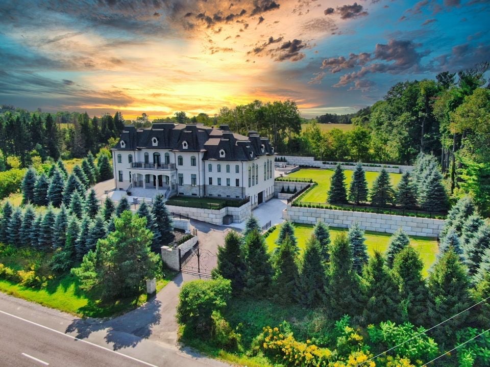 York Region luxury home exterior