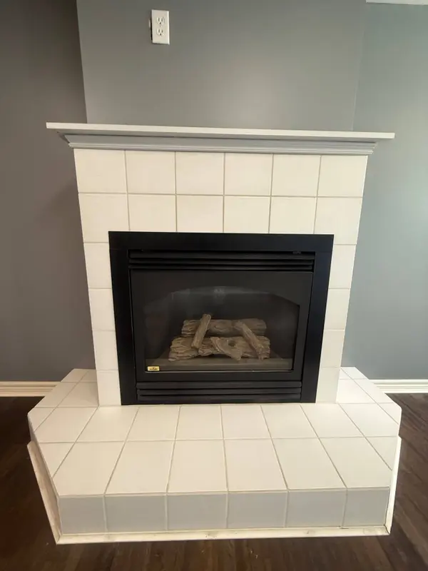 52 Compton CRES, Bradford West Gwillimbury, ON L3Z 2X6