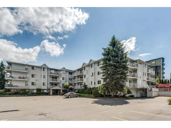 2750 FULLER ST #105