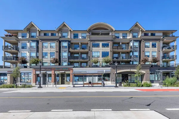 2493 Montrose AVE #216-217