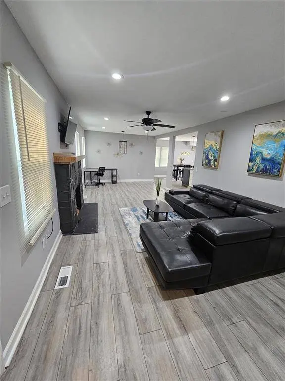 2138 Donald Lee Hollowell Pkwy NW, Atlanta, GA 30318