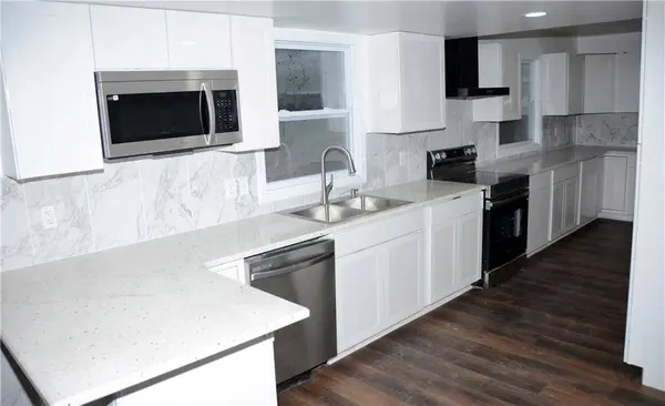 4247 Bingham CT, Stone Mountain, GA 30083