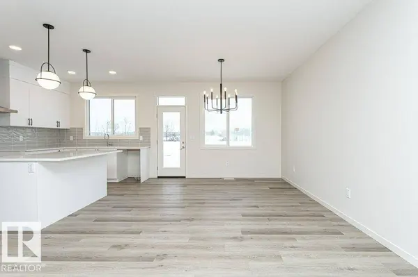 6298 180 AV NW, Edmonton, AB T5Y 4L8