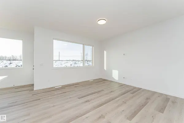 2355 EGRET WY NW, Edmonton, AB T6M 3G8
