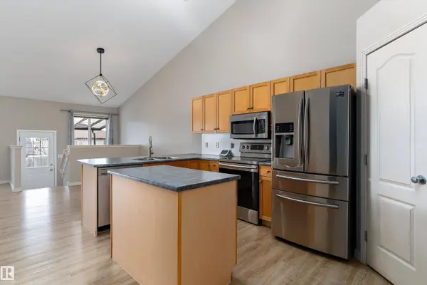 15109 MILLER BV NW, Edmonton, AB T5Y 3A1