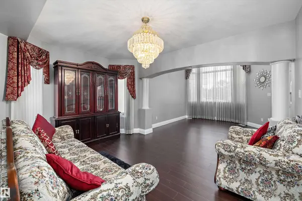 4831 154 AV NW NW, Edmonton, AB T5Y 0C1