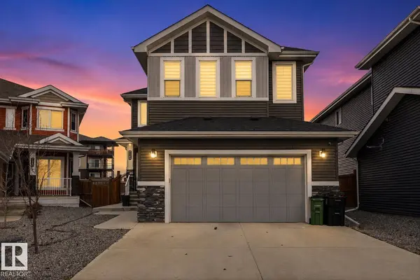 714 EBBERS PL NW, Edmonton, AB T5Y 3V3