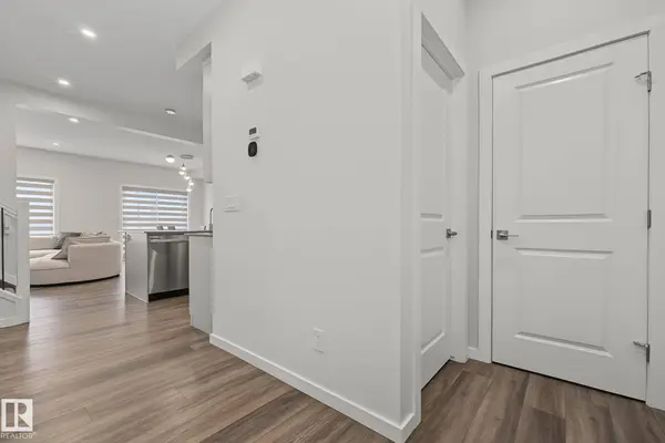 432 ROBERTS CR, Leduc, AB T9E 1N4