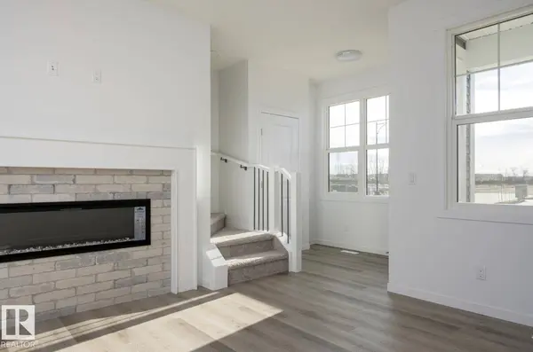 3888 Wren CR NW, Edmonton, AB T5S 0S9