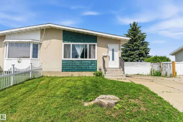 3708 133 AV NW