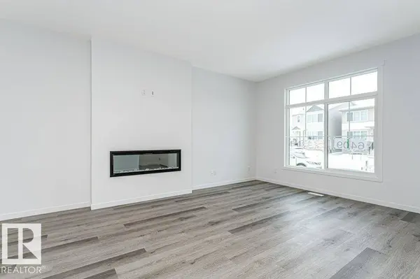 6269 175A AV NW, Edmonton, AB T5Y 4A5
