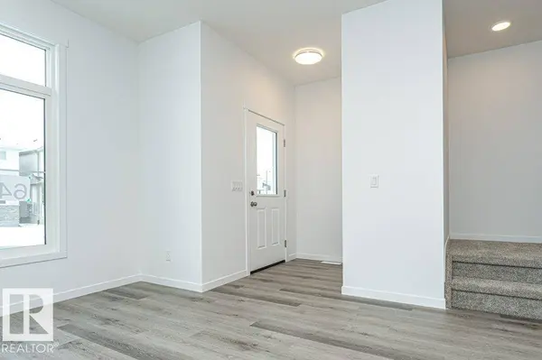 6269 175A AV NW, Edmonton, AB T5Y 4A5