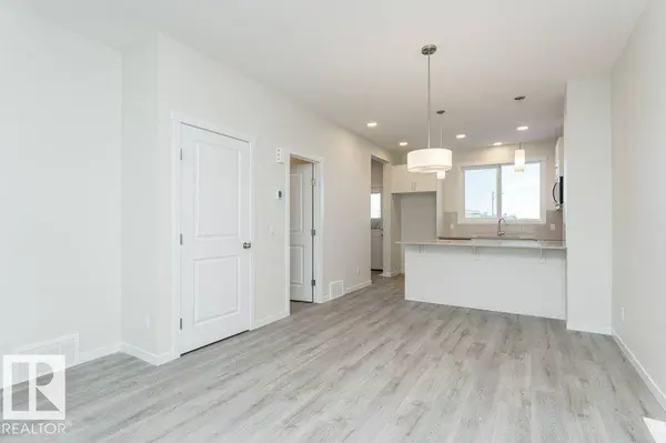6281 175A AV NW, Edmonton, AB T5Y 4A5