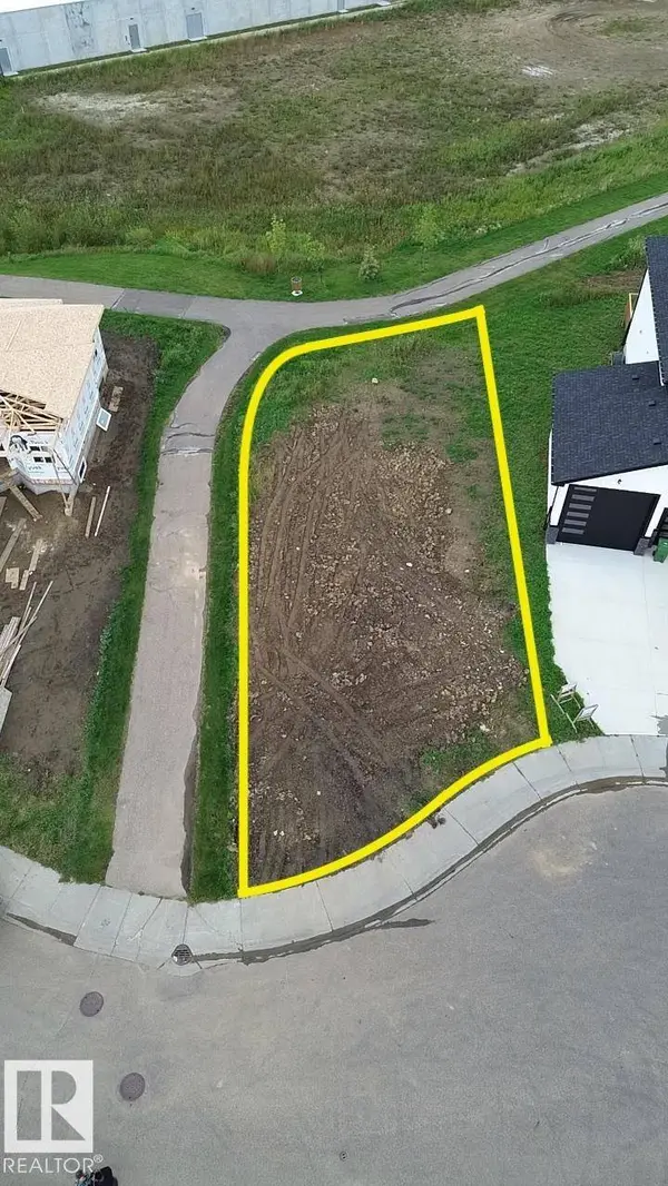 32 SUN MEADOWS CL, Stony Plain, AB T7Z 0K1