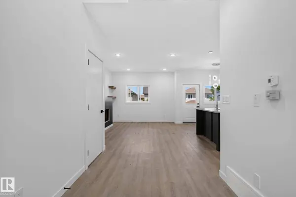 #29 130 HAWKS RIDGE BV NW, Edmonton, AB T5S 0T2