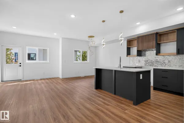 #38 130 HAWKS RIDGE BV NW, Edmonton, AB T5S 0T2