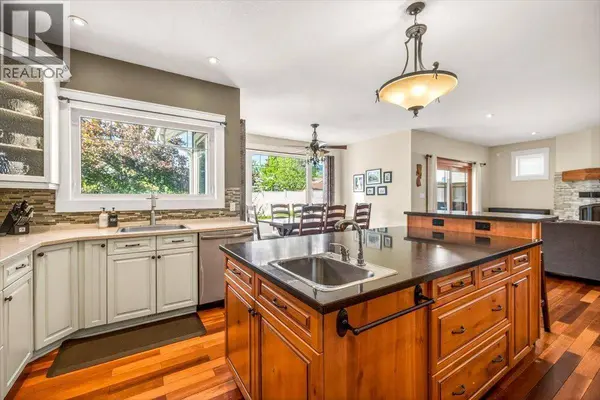 1258 VALLEY VIEW Drive, Sparwood, BC V0B2G2