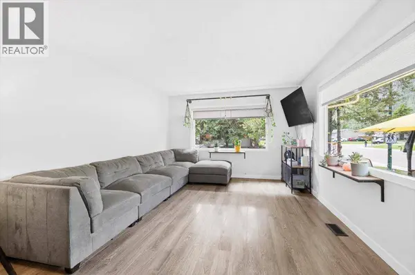 316 Alpine Place, Sparwood, BC V0B2G0