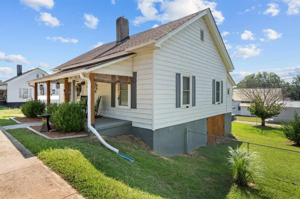 705 Forest ST, Jonesville, SC 29353