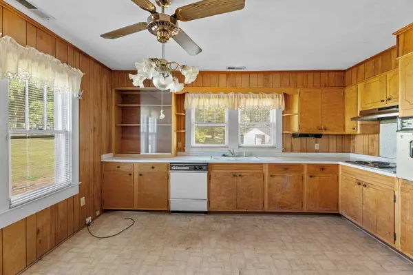 143 Academy ST, Jonesville, SC 29353