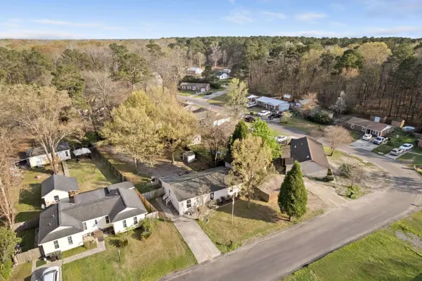 125 Red Cedar Dr, Goose Creek, SC 29445