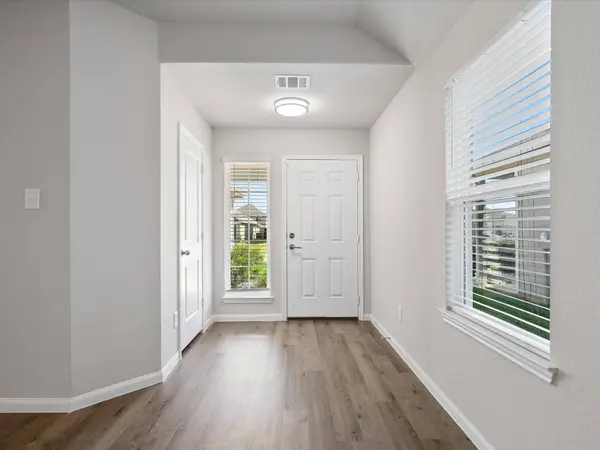 2546 Steelhead DR, Conroe, TX 77384